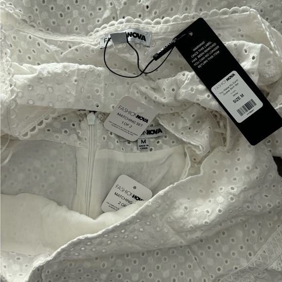 Fashion Nova• 2 piece🤍 - Picture 3 of 3